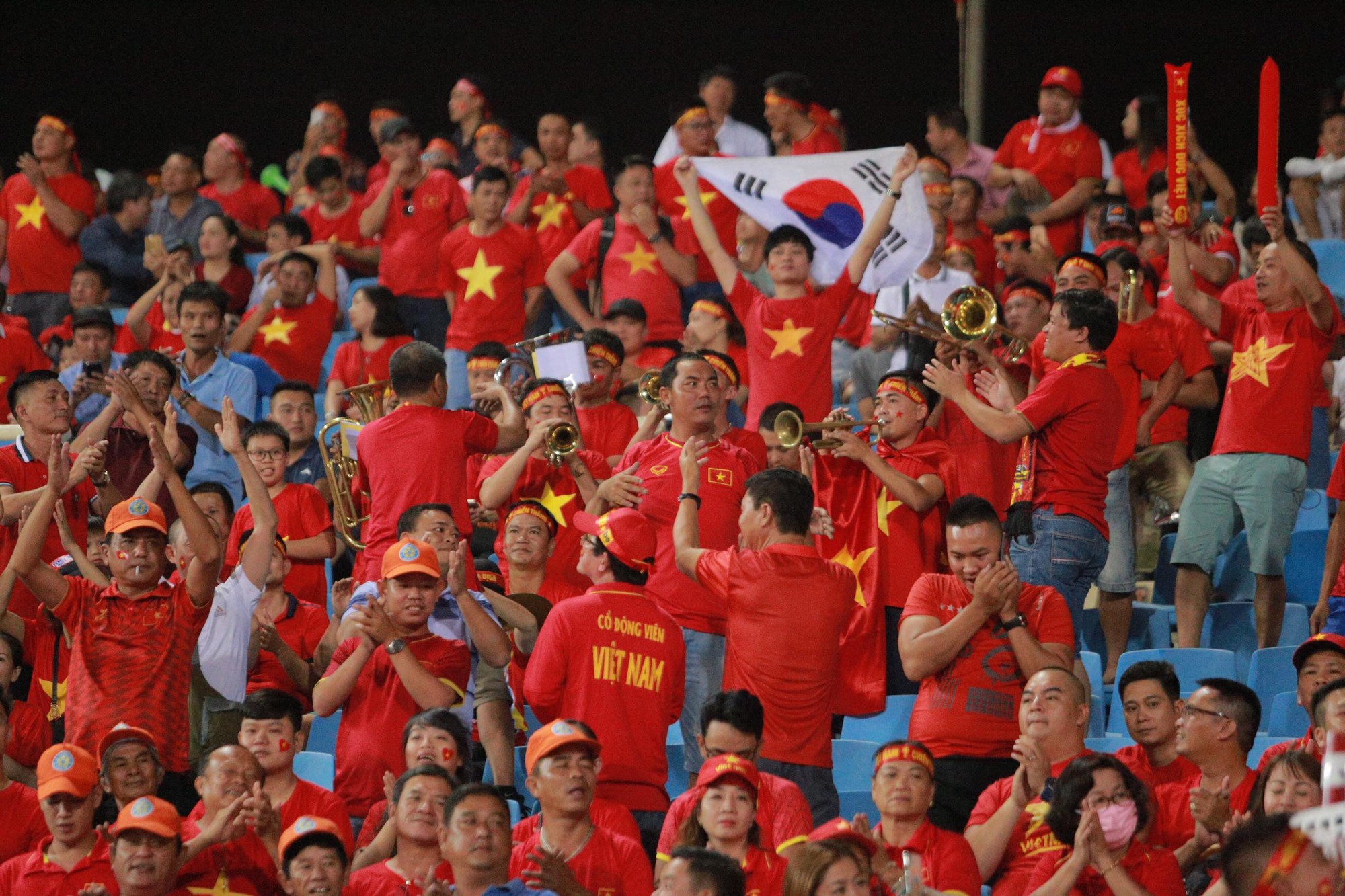 Việt Nam - Malaysia 1-0: Chiến thắng xứng đ&aacute;ng tại chảo lửa Mỹ Đ&igrave;nh - Ảnh 5.