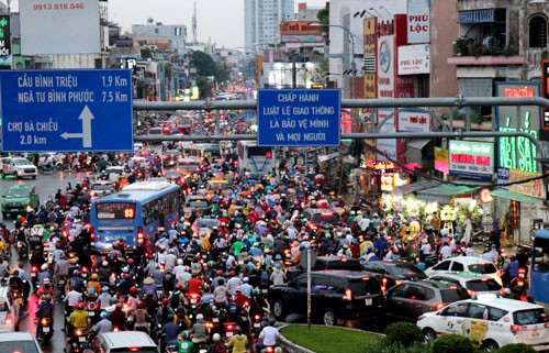 Lắng nghe người dân hiến kế: Ưu tiên giải quyết kẹt xe và ngập nước