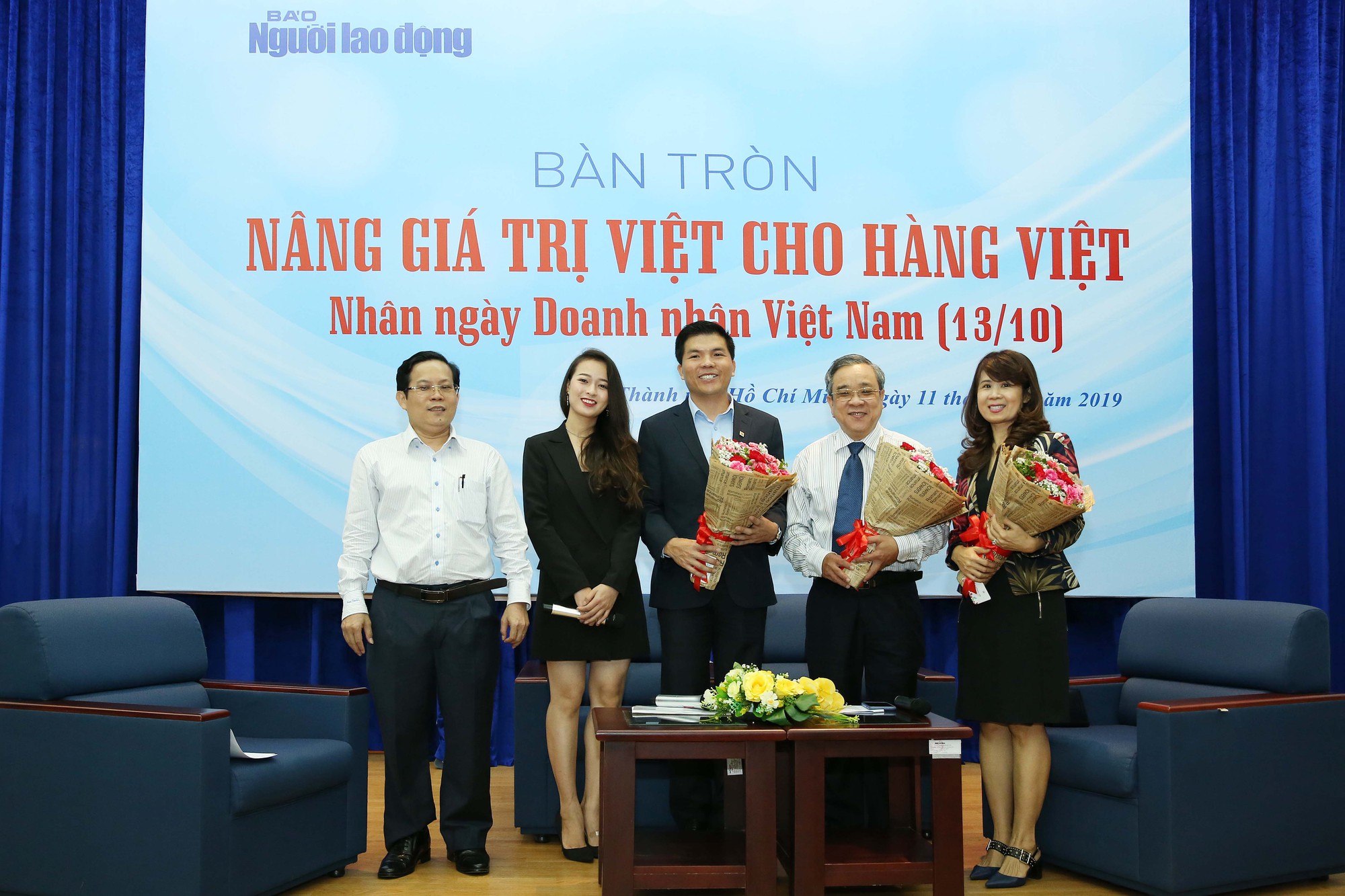 Doanh nh&acirc;n Việt phải đứng được tr&ecirc;n đ&ocirc;i ch&acirc;n của m&igrave;nh - Ảnh 1.