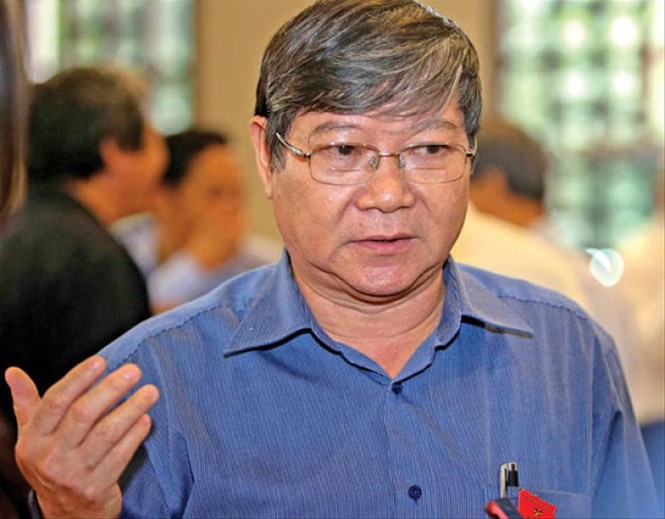 Cựu giám đốc công an tỉnh nhận xe sang: "Đó là hối lộ trá hình"