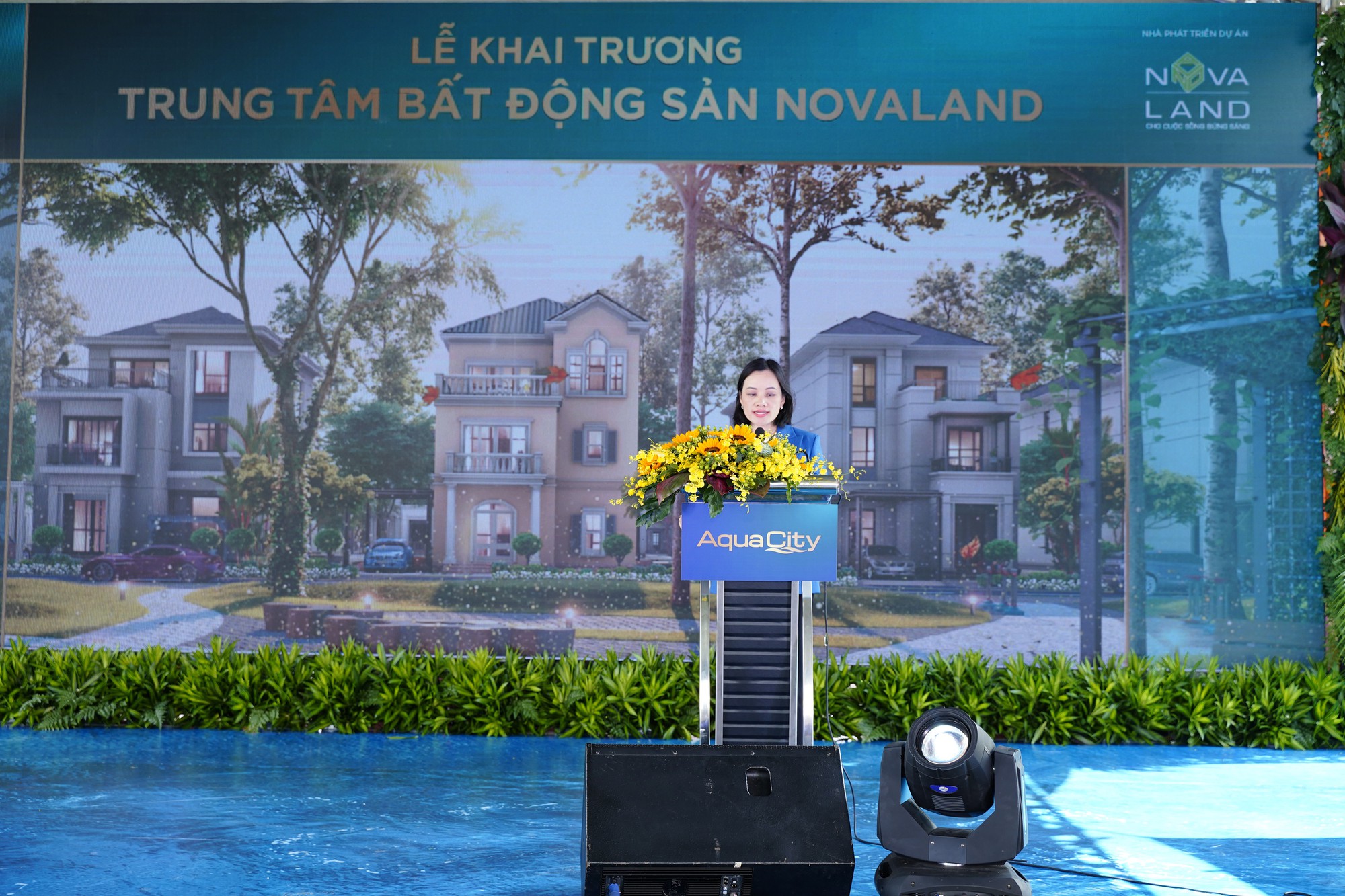 Novaland khai trương trung t&acirc;m bất động sản - Ảnh 1.