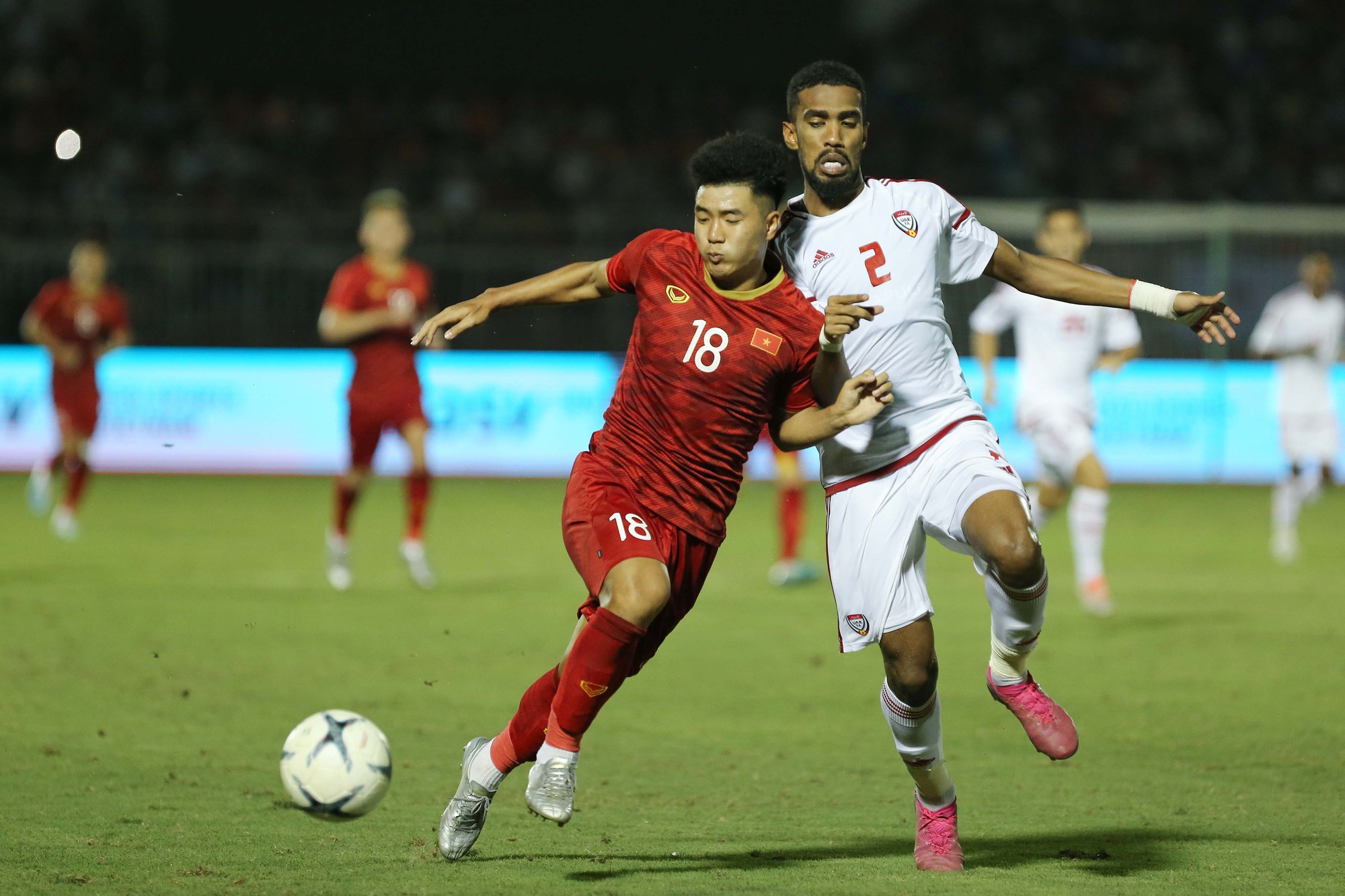 Hà Đức Chinh tỏa sáng, giúp U22 Việt Nam hòa U22 UAE - Ảnh 4.
