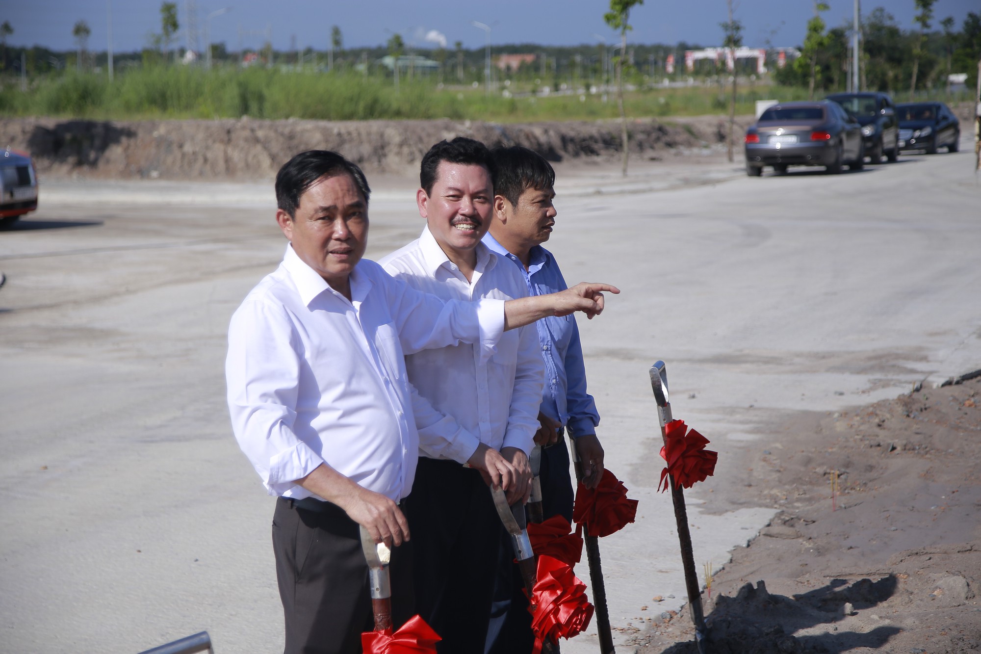 Ông Dũng "lò vôi" xây trung tâm để lương y Võ Hoàng Yên chữa bệnh miễn phí