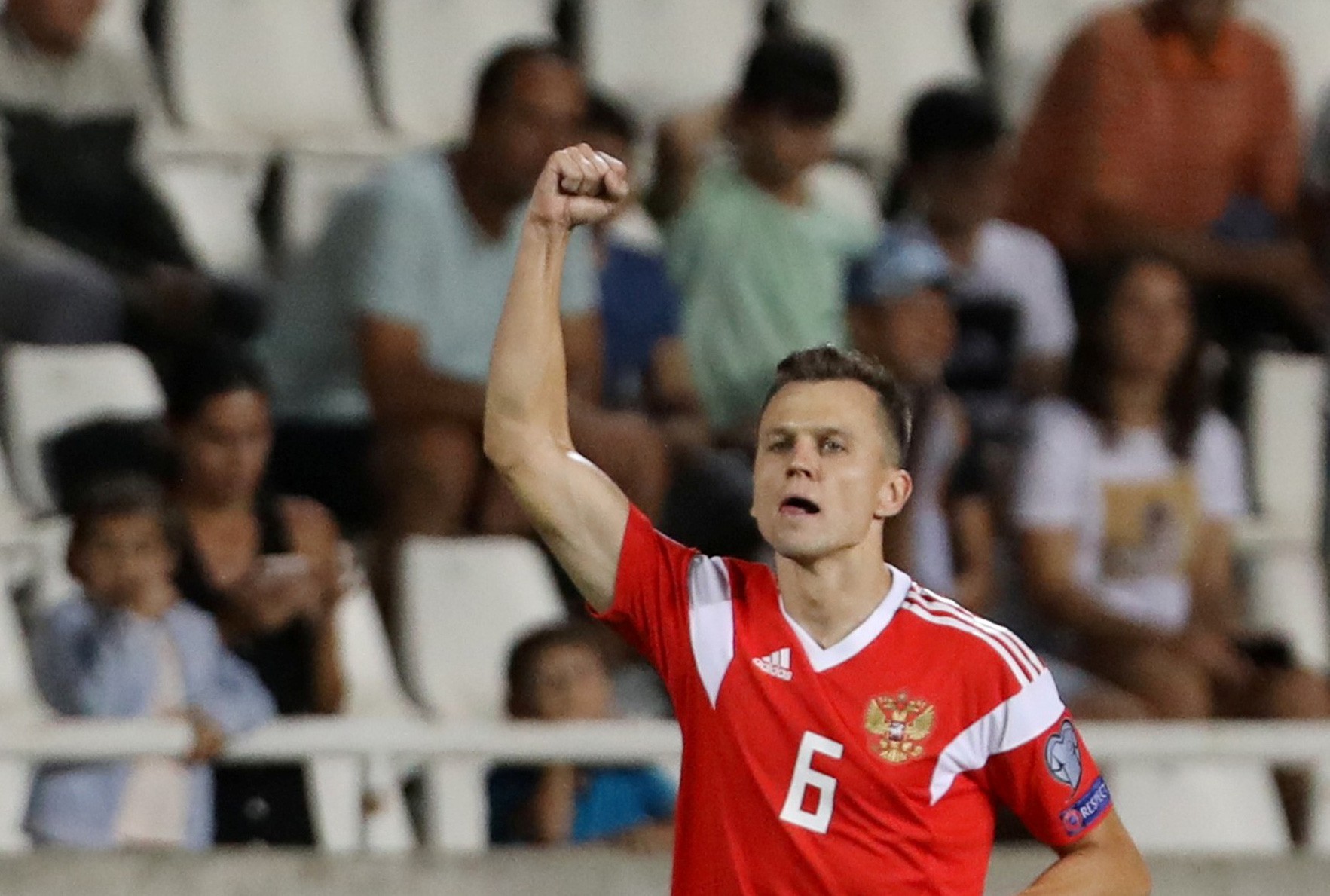 Bỉ lập kỷ lục kh&ocirc;ng tưởng, Nga v&agrave; Ba Lan gi&agrave;nh v&eacute; đến Euro 2020 - Ảnh 5.