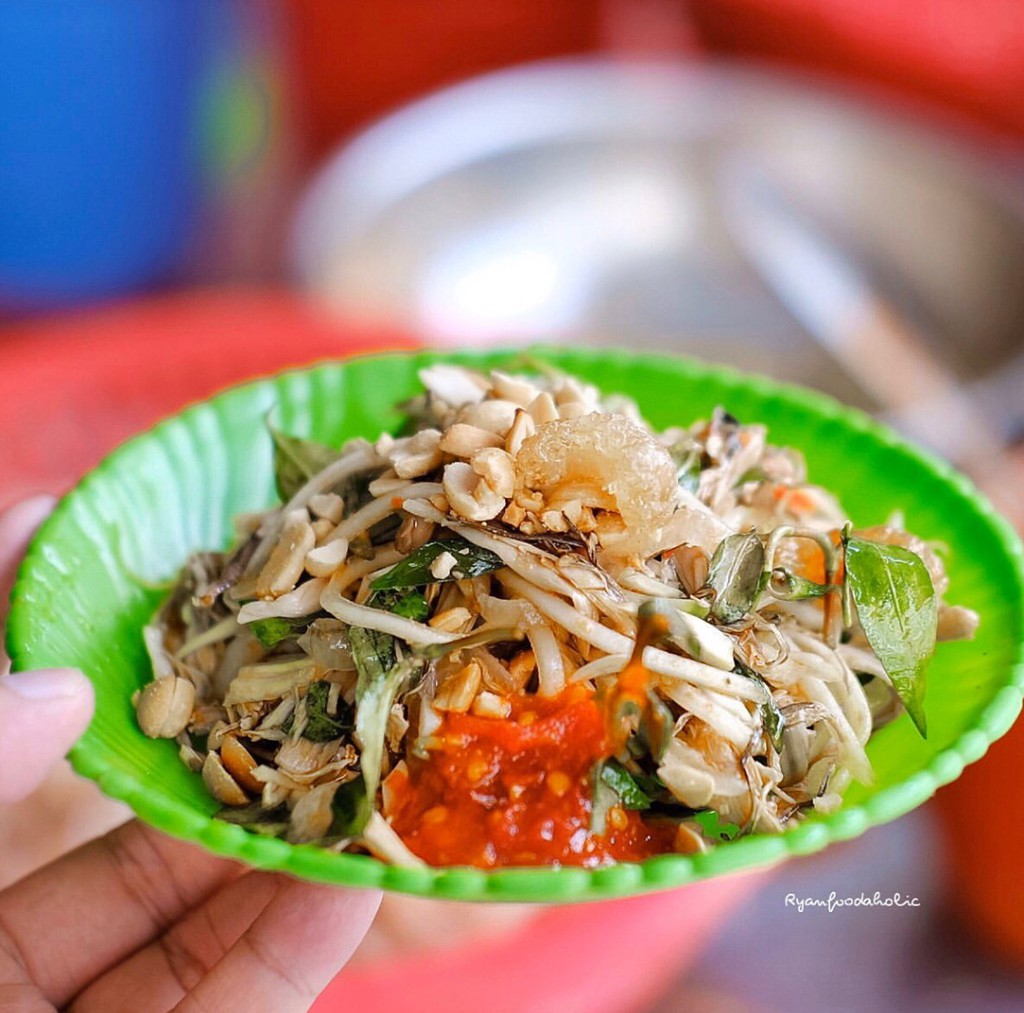 B&uacute;n mắm l&ograve;ng v&agrave; loạt m&oacute;n ăn ngon kh&ocirc;ng thể bỏ qua ở Đ&agrave; Nẵng - Ảnh 2.