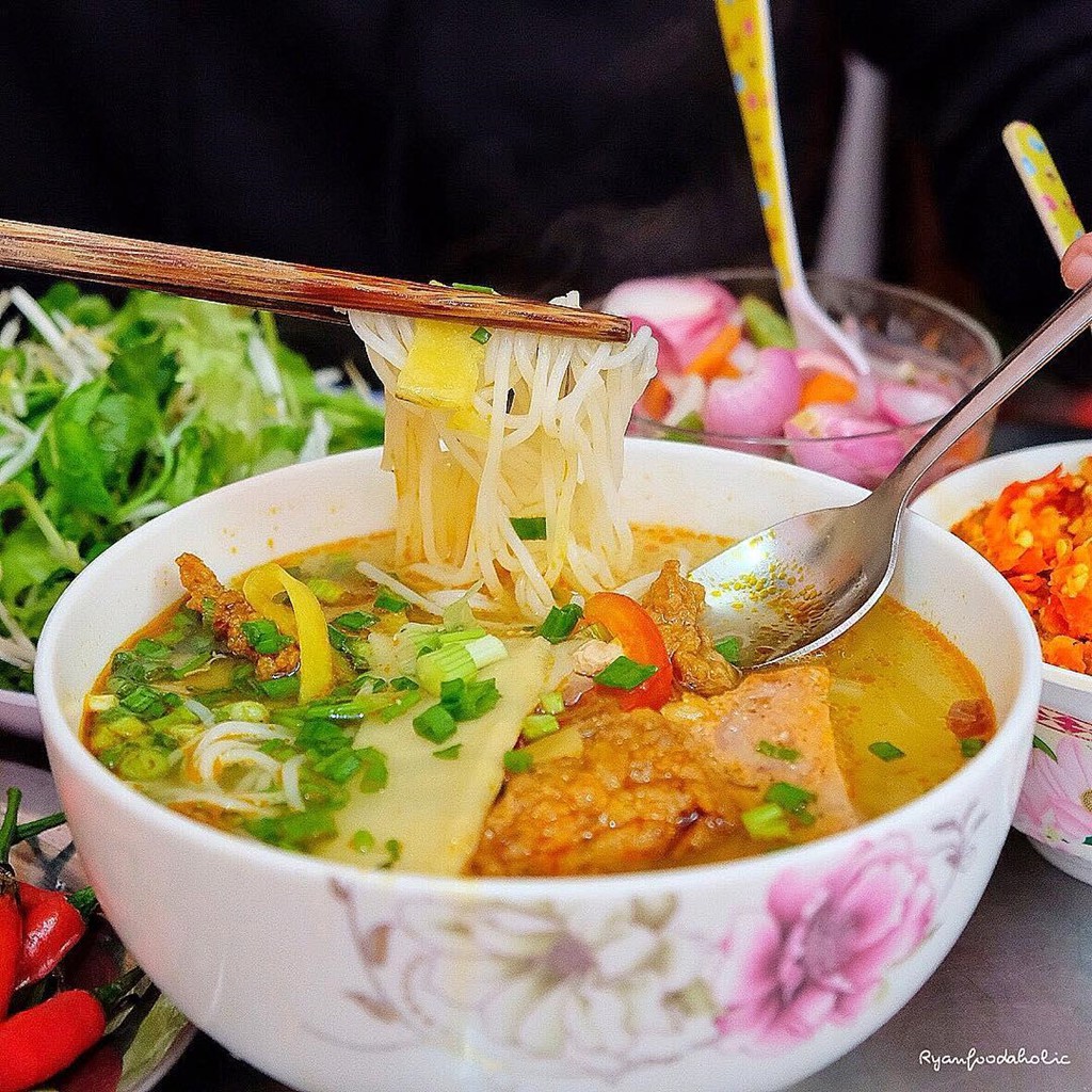B&uacute;n mắm l&ograve;ng v&agrave; loạt m&oacute;n ăn ngon kh&ocirc;ng thể bỏ qua ở Đ&agrave; Nẵng - Ảnh 9.