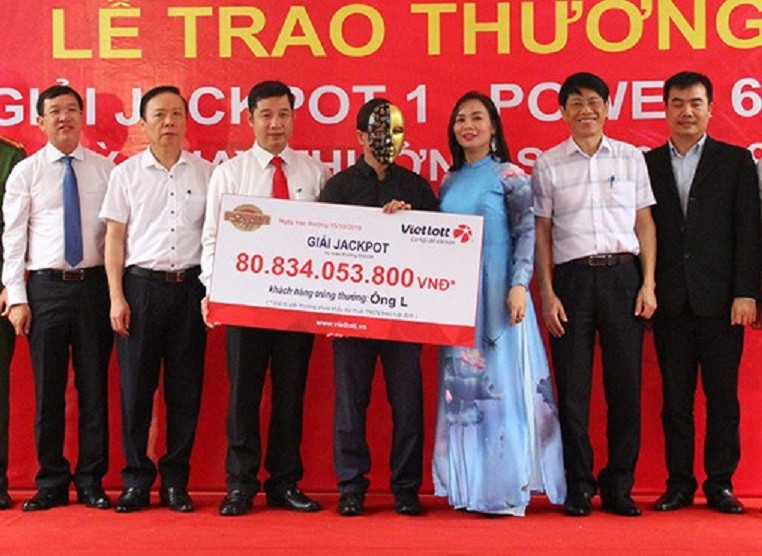 Người đàn ông Nghệ An may mắn trúng Vietlott hơn 80 tỉ đồng