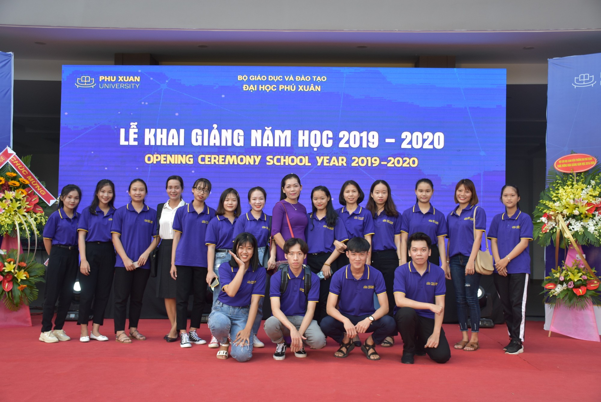 Ng&ocirc;i trường kỳ lạ: Doanh nghiệp săn sinh vi&ecirc;n, nộp hộ tiền học ph&iacute; - Ảnh 2.