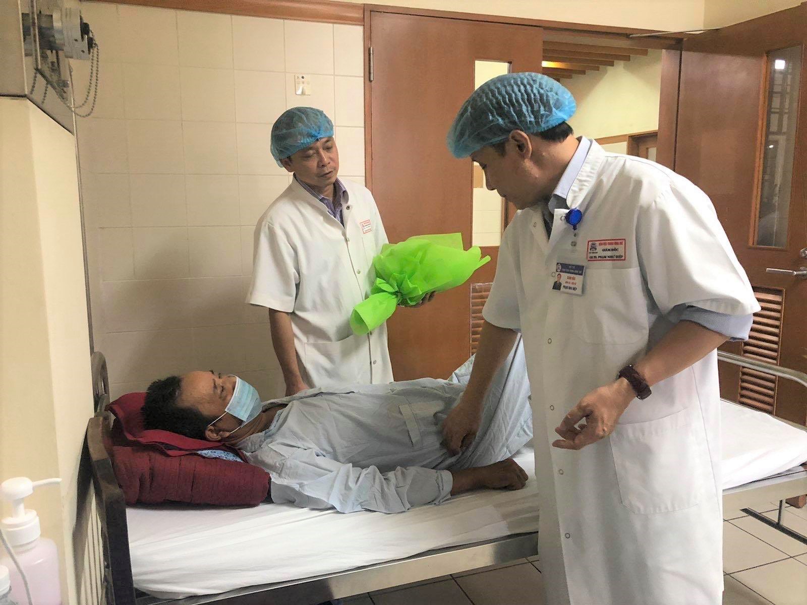 Bệnh viện đầu ti&ecirc;n ở miền Trung - T&acirc;y Nguy&ecirc;n gh&eacute;p gan th&agrave;nh c&ocirc;ng - Ảnh 2.