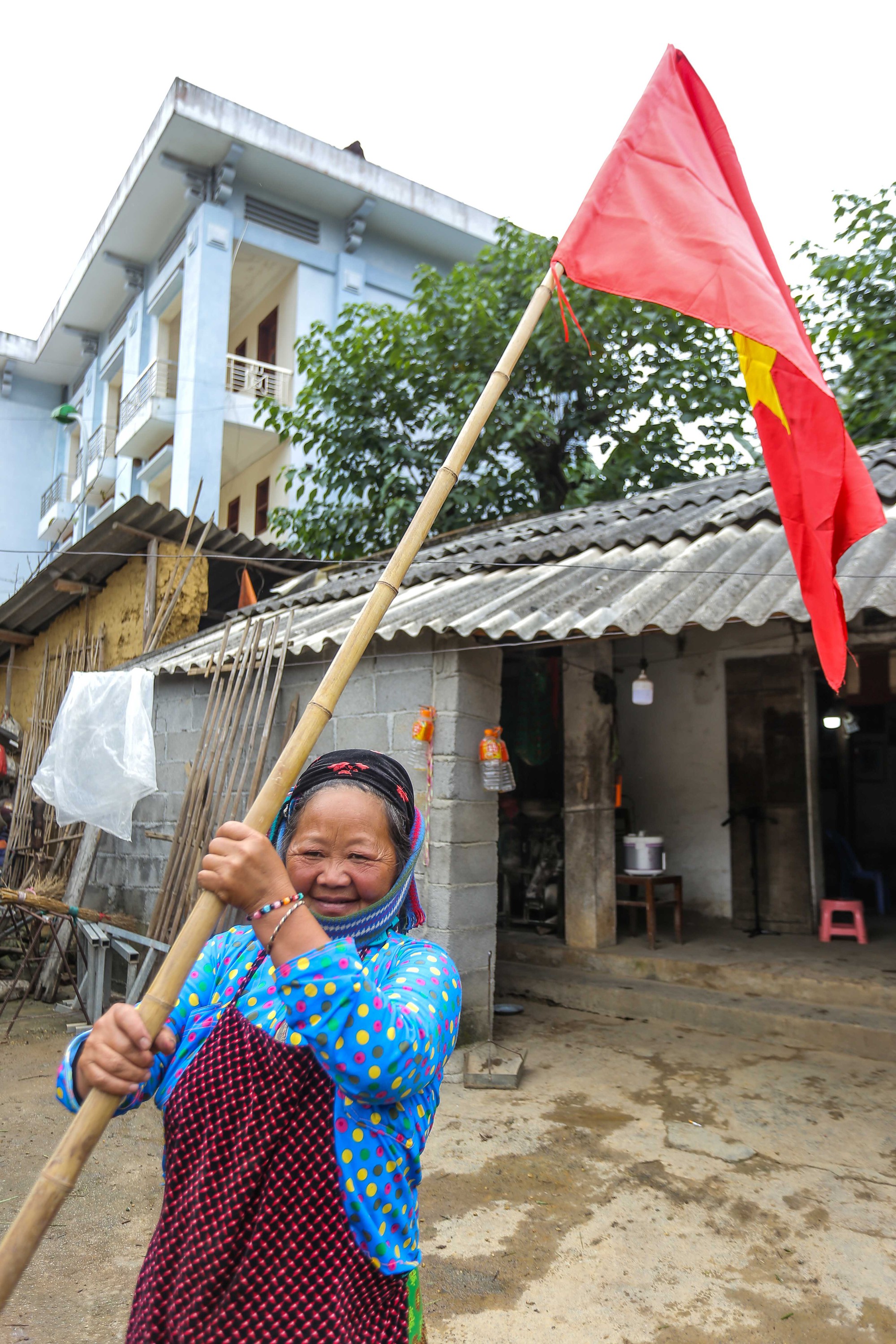 X&uacute;c động Lễ Ch&agrave;o cờ tại Cột cờ Quốc gia Lũng C&uacute; của B&aacute;o Người Lao động - Ảnh 16.