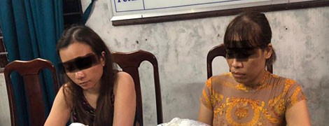Phát hiện thứ "chết người" trong chiếc vali và nồi cơm điện