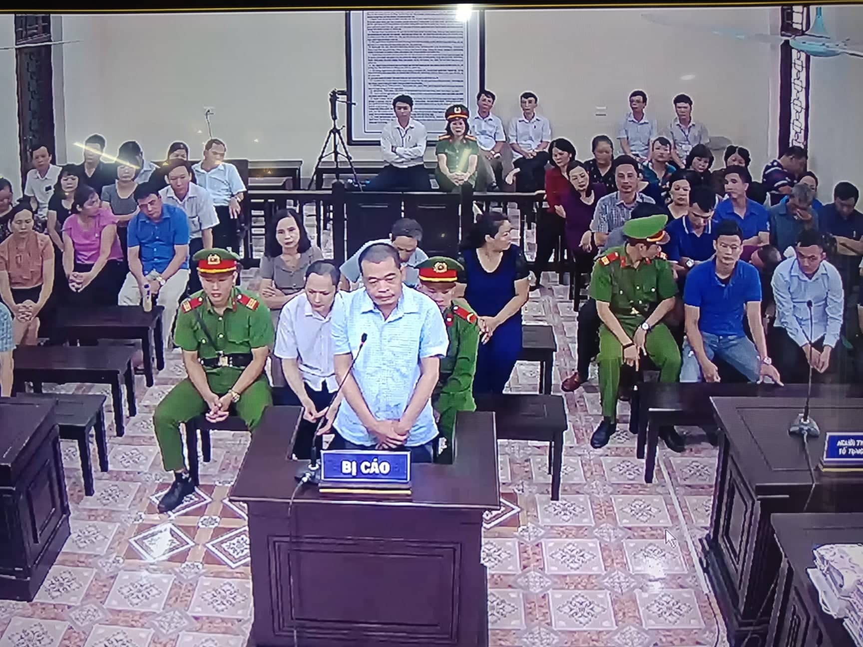 Xử gian lận điểm thi: C&ocirc;ng bố lời khai của một loạt l&atilde;nh đạo, người th&acirc;n l&atilde;nh đạo tỉnh H&agrave; Giang - Ảnh 2.