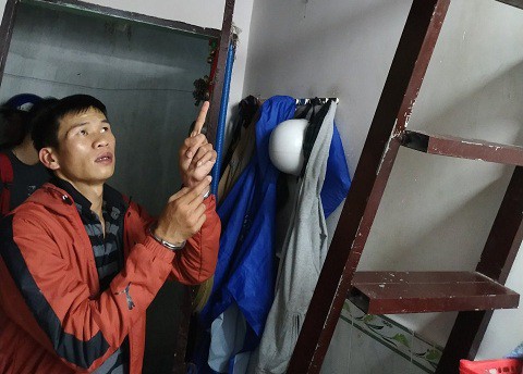 T&agrave;i xế đột nhập c&ocirc;ng ty cũ đục k&eacute;t sắt trộm 3,5 tỉ đồng - Ảnh 1.