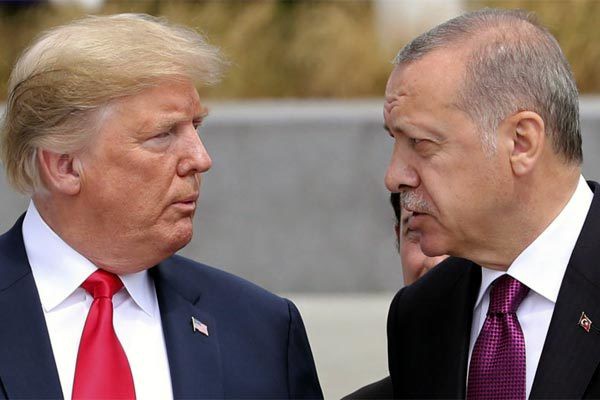 Mỹ phá hủy vũ khí trước khi rời khỏi Syria