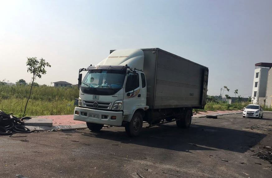 Bắt khẩn cấp 2 đối tượng đầu độc sông Đà