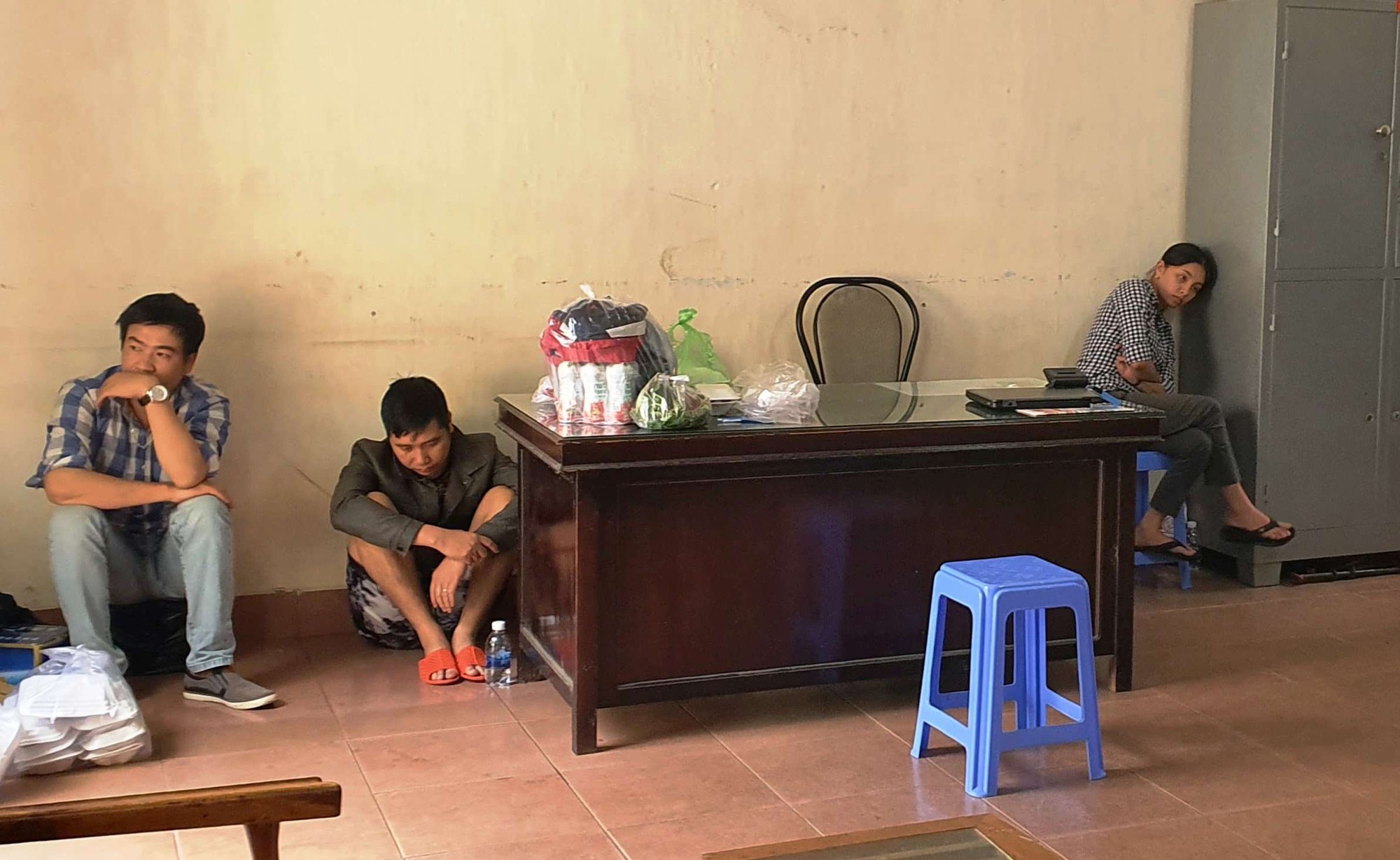 Nữ MC cùng người tình tổ chức đánh bạc bị khởi tố