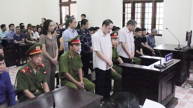 Sự thành khẩn xa xỉ đến vậy sao?