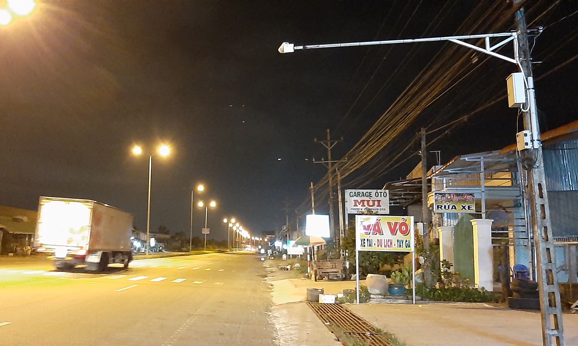 Vĩnh Long: Đầu tư gần 200 tỉ lắp 114 camera gi&aacute;m s&aacute;t c&oacute; khả thi? - Ảnh 1.