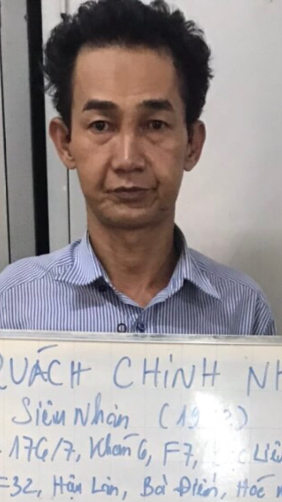 Khởi tố, tạm giam Nh&acirc;n si&ecirc;u nh&acirc;n v&agrave; Sen g&aacute;i vọng trong băng m&oacute;c t&uacute;i - Ảnh 1.
