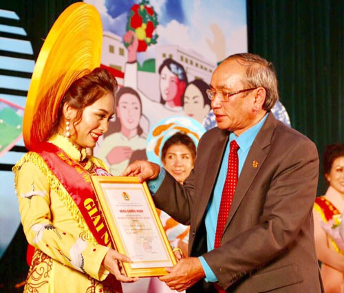 Khánh Hòa: Tôn vinh nét đẹp phụ nữ