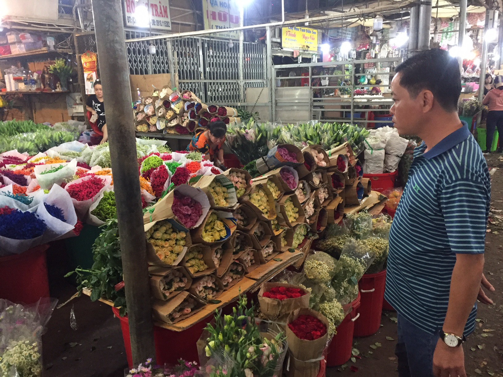 Giá hoa hồng tăng chóng mặt - Ảnh 2.