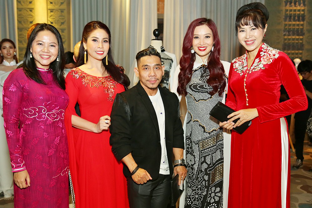 Đạo diễn Lê Minh gặp "sự cố" trong show 25 năm làm nghề của Võ Việt Chung