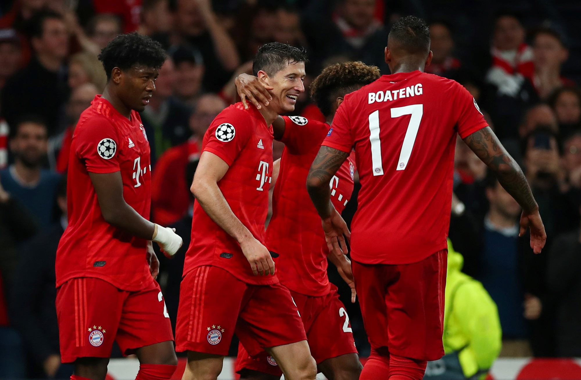 Bayern Munich thắng hủy diệt 7-2, Tottenham sắp mất ngôi á quân