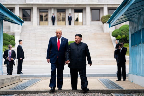 Vừa tuyên bố nối lại đàm phán với Mỹ, Triều Tiên phóng tên lửa