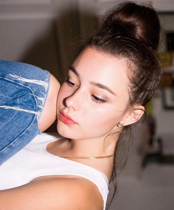B&iacute; quyết l&agrave;m đẹp kh&aacute;c người của phụ nữ Nga - Ảnh 3.