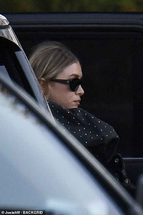 Mỹ nh&acirc;n Jennifer Lawrence l&ecirc;n xe hoa ở tuổi 29 - Ảnh 8.