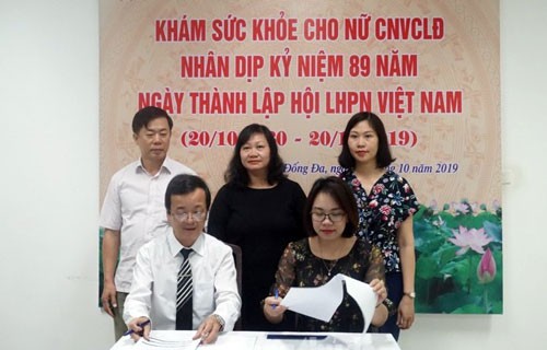 Hà Nội: Gần 2.000 nữ CNVC-LĐ được khám sức khỏe miễn phí