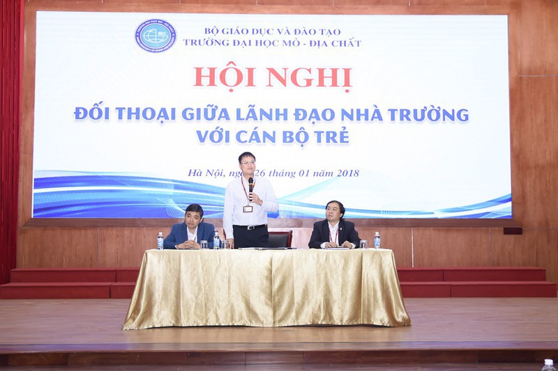 Tổ chức lễ tưởng nhớ, c&ocirc;ng bố những bức ảnh x&uacute;c động của Thứ trưởng L&ecirc; Hải An - Ảnh 5.