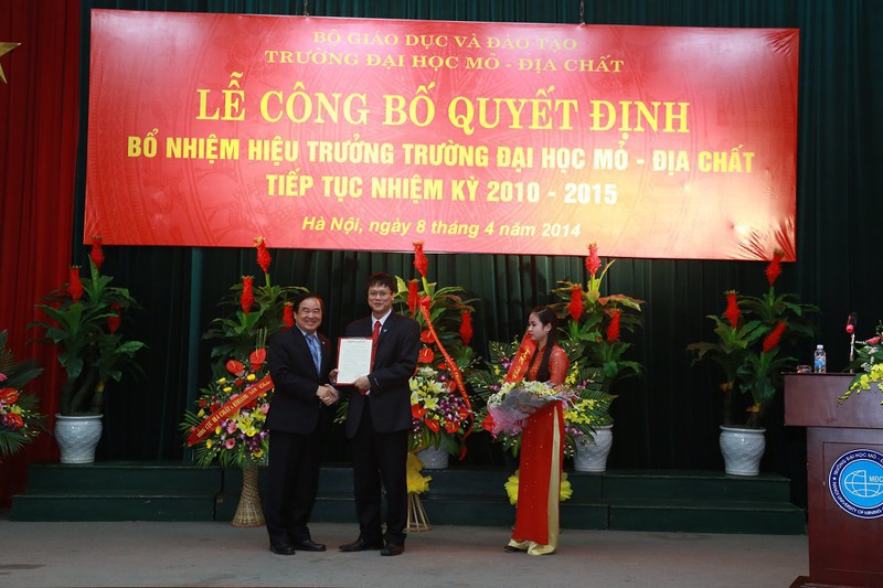 Tổ chức lễ tưởng nhớ, c&ocirc;ng bố những bức ảnh x&uacute;c động của Thứ trưởng L&ecirc; Hải An - Ảnh 11.