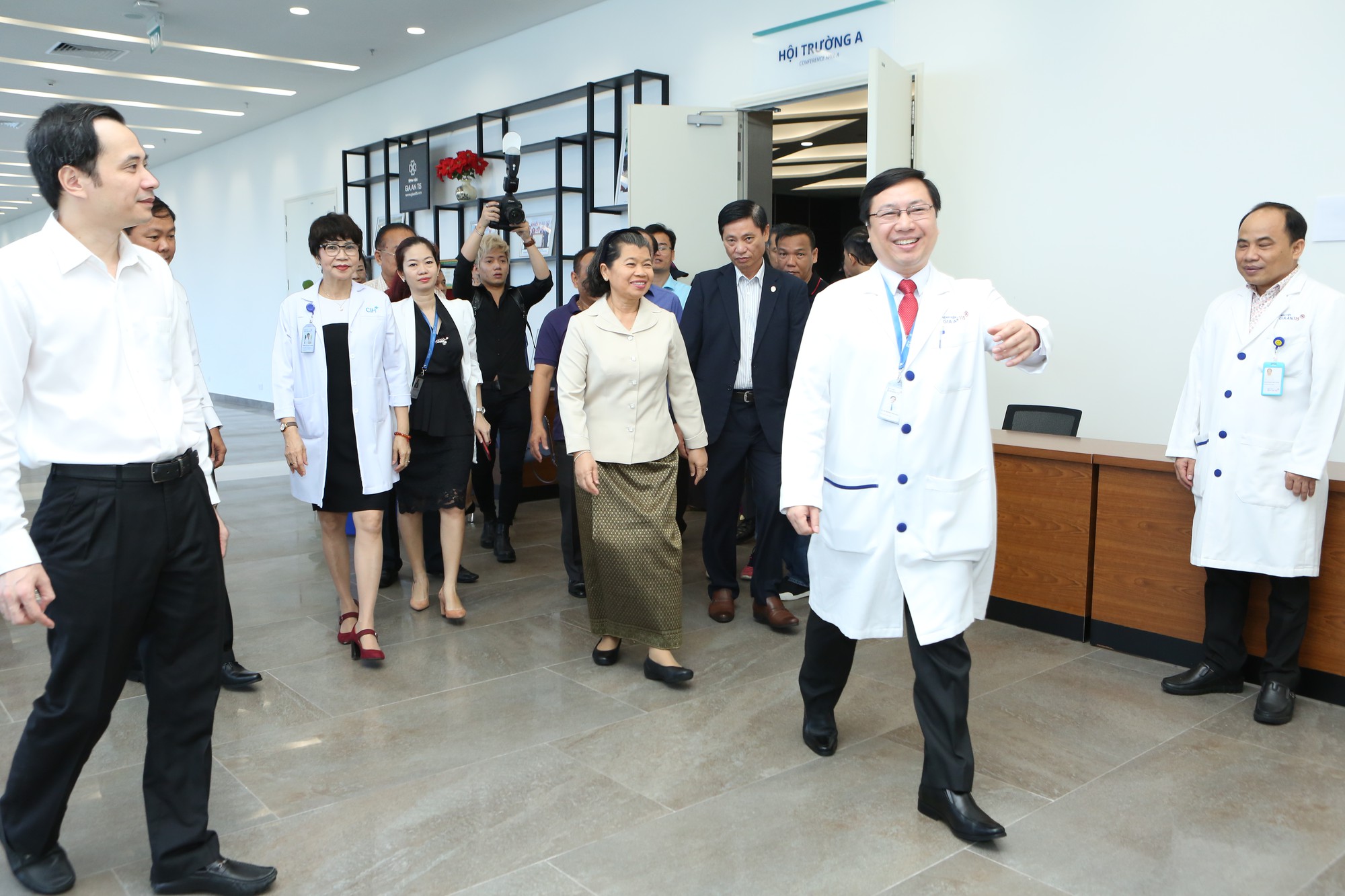 Sự trỗi dậy của y tế tư nh&acirc;n: Thu h&uacute;t kh&ocirc;ng &iacute;t bệnh nh&acirc;n nước ngo&agrave;i - Ảnh 1.