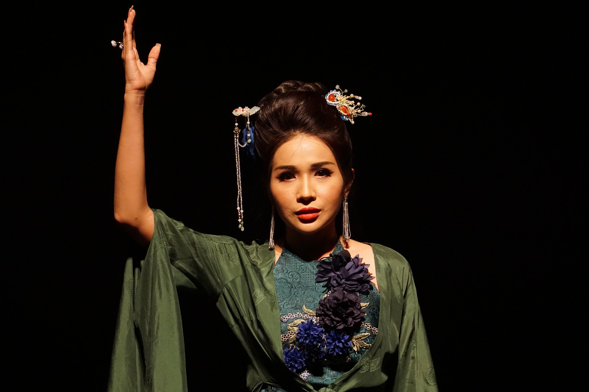 Diễn viên Khả Như: Không sợ lao đao, lận đận khi đóng vai Thúy Kiều