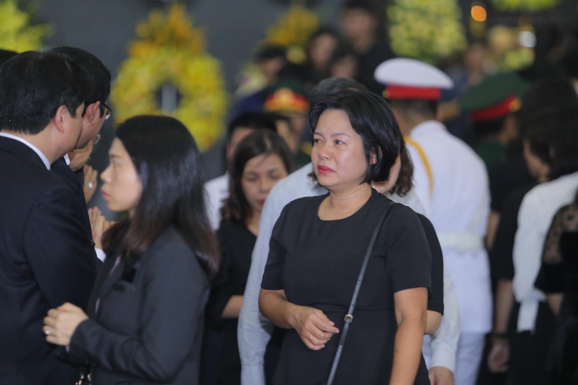 H&agrave;ng ng&agrave;n người tiễn biệt cố Thứ trưởng L&ecirc; Hải An - Ảnh 27.