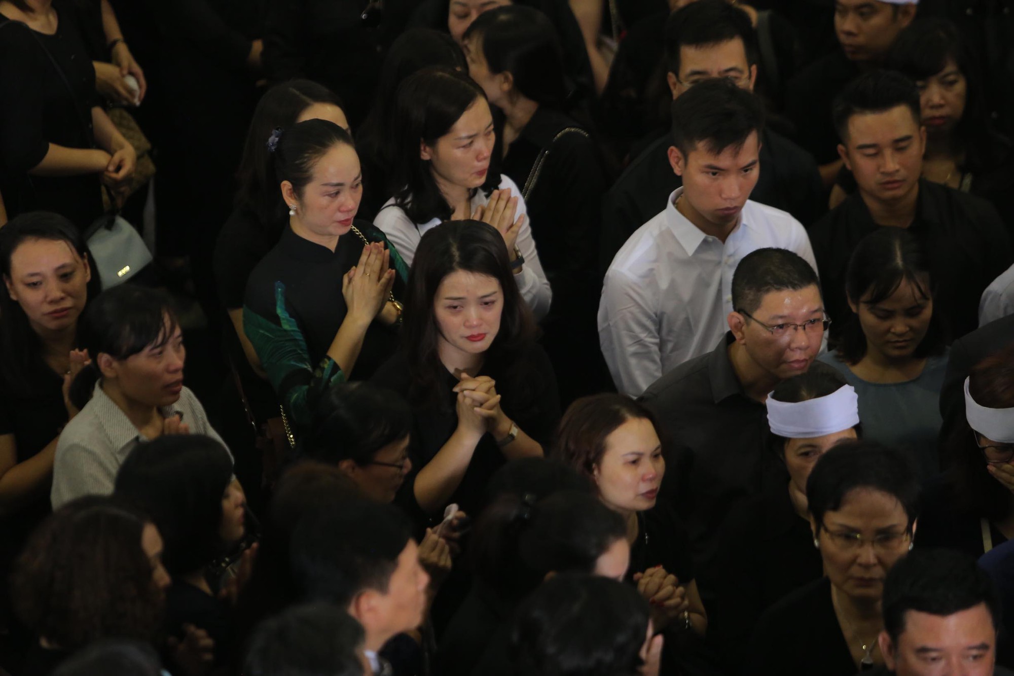 H&agrave;ng ng&agrave;n người tiễn biệt cố Thứ trưởng L&ecirc; Hải An - Ảnh 40.