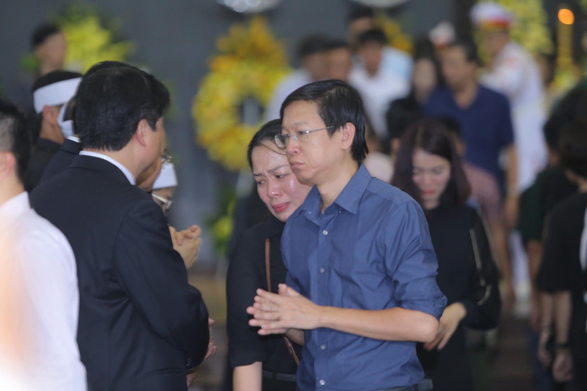 H&agrave;ng ng&agrave;n người tiễn biệt cố Thứ trưởng L&ecirc; Hải An - Ảnh 31.