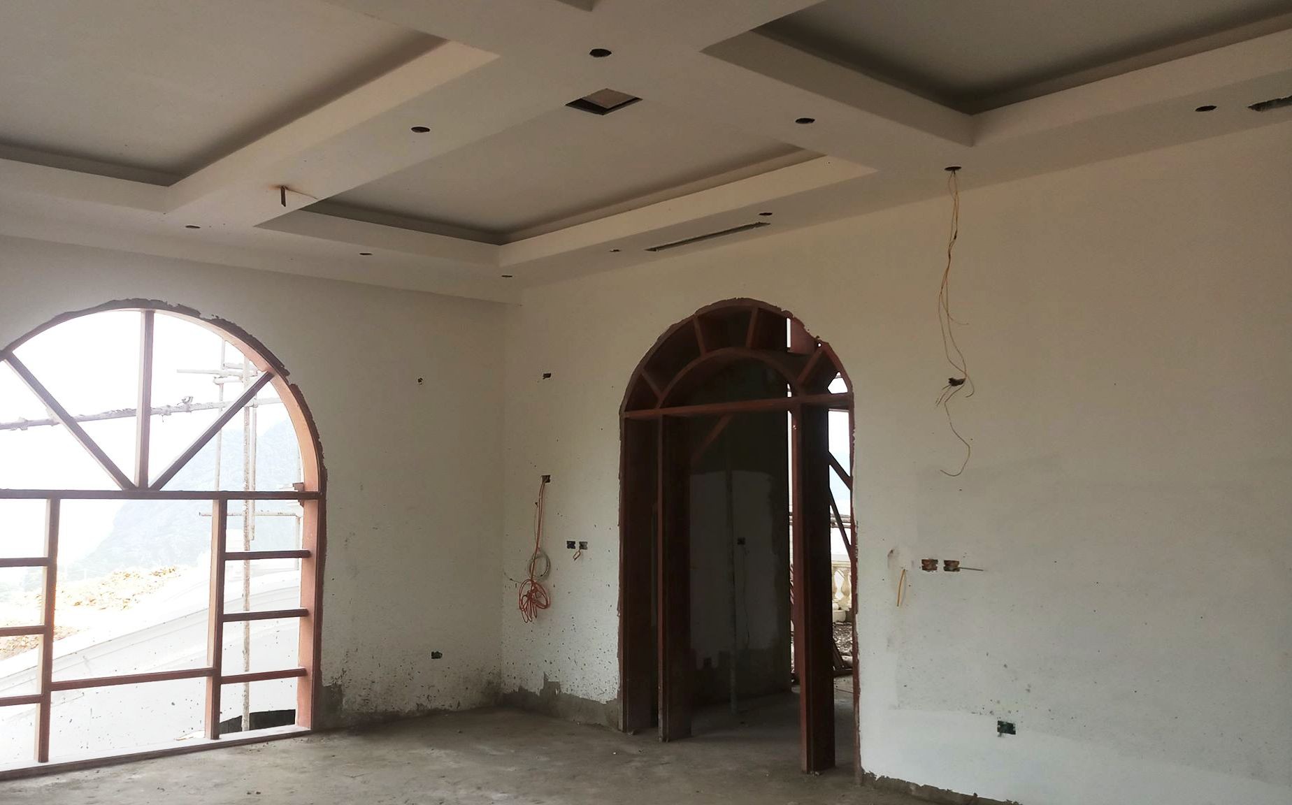 Chây ỳ đóng 40 triệu đồng tiền phạt, vẫn cho hoàn thiện biệt thự không phép - Ảnh 2.