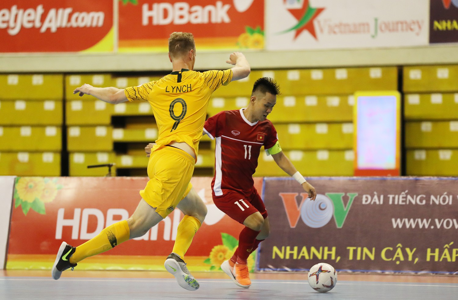 Việt Nam thắng kịch t&iacute;nh &Uacute;c ng&agrave;y ra qu&acirc;n Giải Futsal Đ&ocirc;ng Nam &Aacute; - Ảnh 2.
