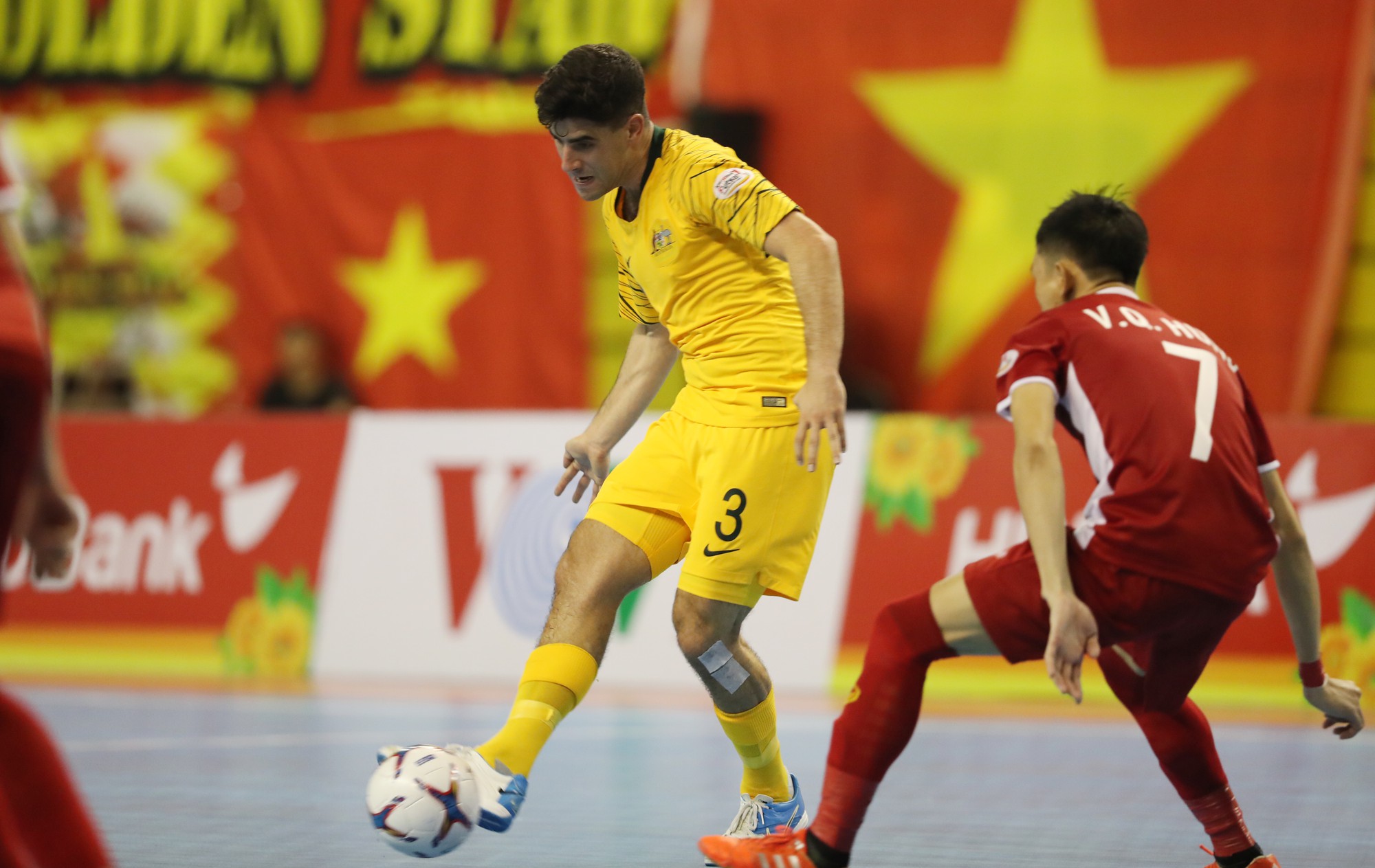 Việt Nam thắng kịch t&iacute;nh &Uacute;c ng&agrave;y ra qu&acirc;n Giải Futsal Đ&ocirc;ng Nam &Aacute; - Ảnh 1.