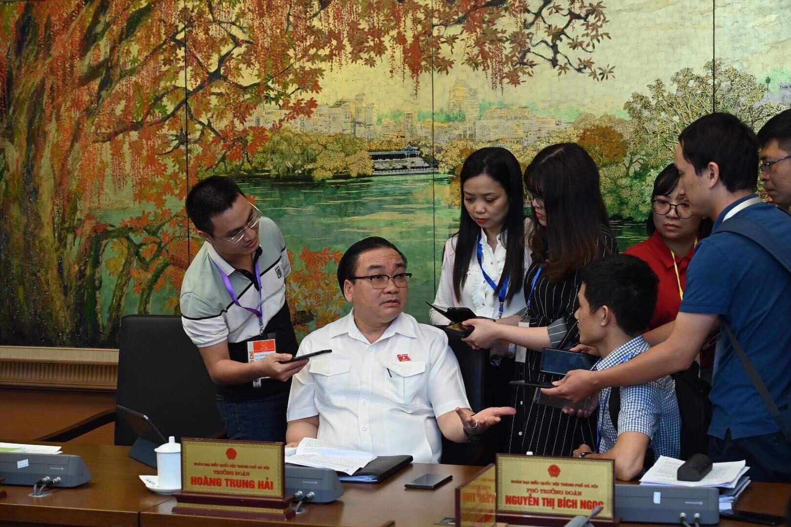 Bí thư Hà Nội Hoàng Trung Hải: Thành phố "phản ứng hơi chậm" một số vụ việc vừa qua