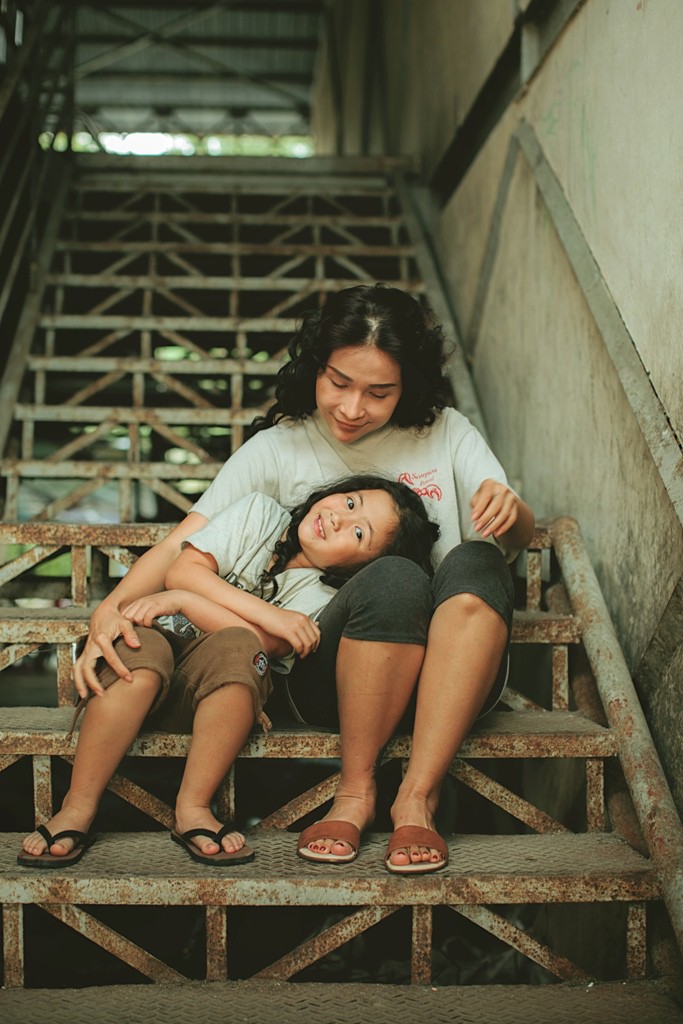 Khả Như v&agrave; b&eacute; Ng&acirc;n Chi h&oacute;a mẹ con b&aacute; đạo - Ảnh 3.