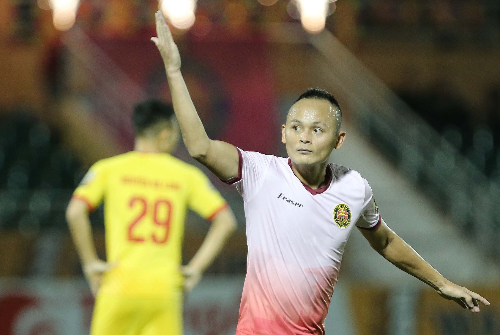 Quốc Phương lập hat-trick giúp Sài Gòn FC thắng đậm Nam Định