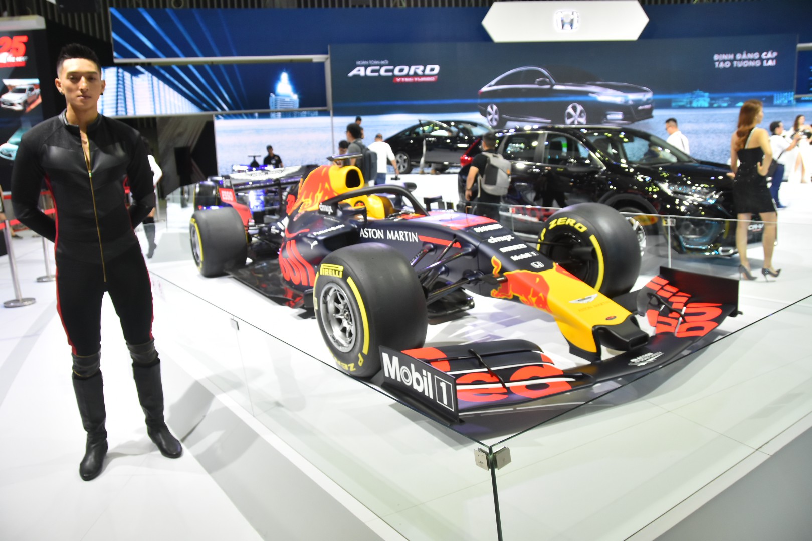 Gần 100 mẫu &ocirc;t&ocirc; mới nhất tr&igrave;nh diễn tại Vietnam Motor Show 2019 - Ảnh 13.