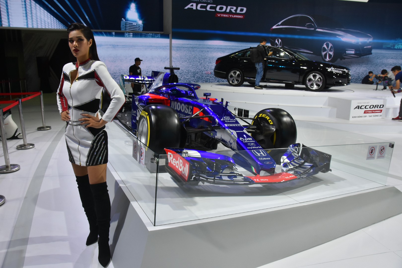 Gần 100 mẫu &ocirc;t&ocirc; mới nhất tr&igrave;nh diễn tại Vietnam Motor Show 2019 - Ảnh 14.