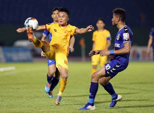 Thanh Hóa đấu Phố Hiến ở play-off, quyết định tương lai mùa sau