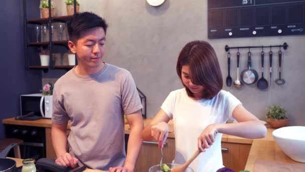 Nếu chỉ được quyền chọn một, bạn chọn tr&iacute; tuệ hay nhan sắc? - Ảnh 4.