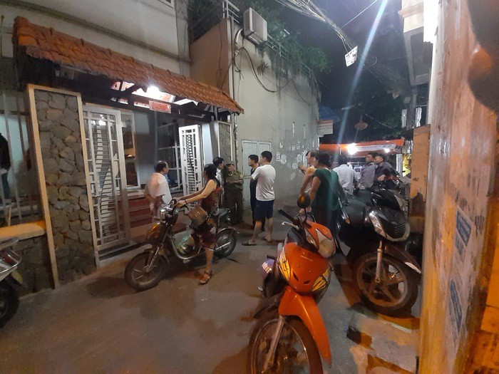 Thau rửa bể ngầm vì nước sạch sông Đà nhiễm dầu, 1 người tử vong