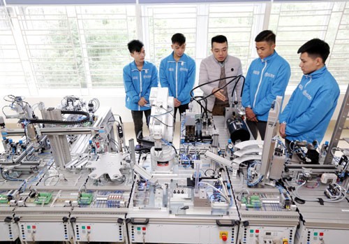 Kết nối giáo dục nghề nghiệp với doanh nghiệp